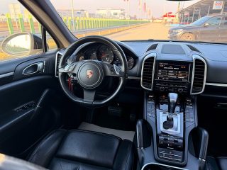 Porsche Cayenne II 3,0 Diesel Aut. *Turbo-LOOK*/LUFT/PANO/AHK/BOSE/RFK/TWA/HÄNDLER-EXPORT