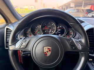 Porsche Cayenne II 3,0 Diesel Aut. *Turbo-LOOK*/LUFT/PANO/AHK/BOSE/RFK/TWA/HÄNDLER-EXPORT