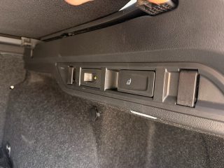 Skoda Octavia Combi 2,0 TDI Style DSG/AHK/ACC/SHA/TWA/RFK/SHZ/AMBIENTE/ZAHNRIEMEN + GR. SERVICE NEU