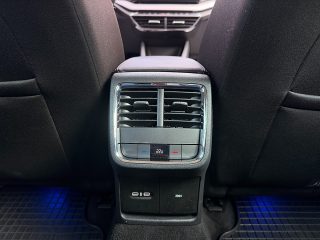 Skoda Octavia Combi 2,0 TDI Style DSG/AHK/ACC/SHA/TWA/RFK/SHZ/AMBIENTE/ZAHNRIEMEN + GR. SERVICE NEU