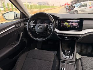 Skoda Octavia Combi 2,0 TDI Style DSG/AHK/ACC/SHA/TWA/RFK/SHZ/AMBIENTE/ZAHNRIEMEN + GR. SERVICE NEU