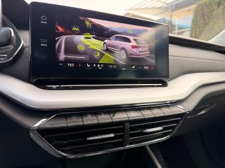 Skoda Octavia Combi 2,0 TDI Style DSG/AHK/ACC/SHA/TWA/RFK/SHZ/AMBIENTE/ZAHNRIEMEN + GR. SERVICE NEU