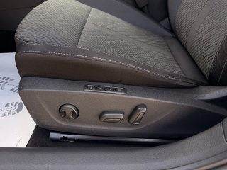 Skoda Octavia Combi 2,0 TDI Style DSG/AHK/ACC/SHA/TWA/RFK/SHZ/AMBIENTE/ZAHNRIEMEN + GR. SERVICE NEU