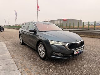 Skoda Octavia Combi 2,0 TDI Style *150 PS*/MATRIX-LED/ACC/RFK/TWA/SHZ/NAVI/VIRTUAL-C./APPLE-CARPLAY