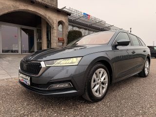 Skoda Octavia Combi 2,0 TDI Style *150 PS*/MATRIX-LED/ACC/RFK/TWA/SHZ/NAVI/VIRTUAL-C./APPLE-CARPLAY