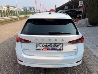 Skoda Octavia Combi 2,0 TDI 4x4 Style DSG/AHK/RFK/VIRTUAL-C./ACC/SHA/TWA/SHZ/MATRIX-LED/NAVI