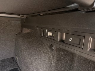 Skoda Octavia Combi 2,0 TDI 4x4 Style DSG/AHK/RFK/VIRTUAL-C./ACC/SHA/TWA/SHZ/MATRIX-LED/NAVI