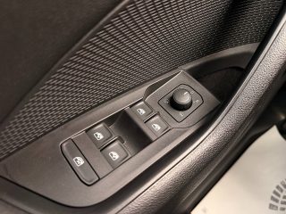 Skoda Octavia Combi 2,0 TDI 4x4 Style DSG/AHK/RFK/VIRTUAL-C./ACC/SHA/TWA/SHZ/MATRIX-LED/NAVI