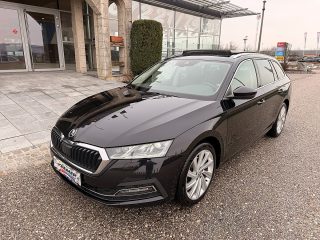 Skoda Octavia Combi 2,0 TDI 4x4 Style DSG/1.BESITZ/VIRTUAL-C./PANO/ACC/RFK/SHA/SHZ/ZAHNRIEMEN + GR. SERVICE NEU!!!