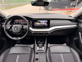 Skoda Octavia Combi 2,0 TDI 4x4 Style DSG/1.BESITZ/VIRTUAL-C./PANO/ACC/RFK/SHA/SHZ/ZAHNRIEMEN + GR. SERVICE NEU!!!