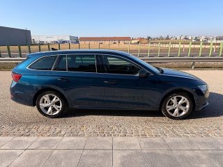 Skoda Octavia Combi 2,0 TDI Style DSG/ACC/SHA/TWA/RFK/MATRIX-LED/VIRTUAL C./AMBIENTE/1.BESITZ