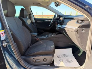 Skoda Octavia Combi 2,0 TDI Style DSG/ACC/SHA/TWA/RFK/MATRIX-LED/VIRTUAL C./AMBIENTE/1.BESITZ