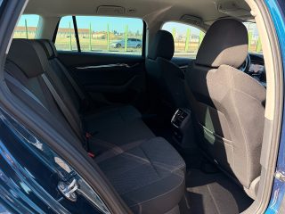 Skoda Octavia Combi 2,0 TDI Style DSG/ACC/SHA/TWA/RFK/MATRIX-LED/VIRTUAL C./AMBIENTE/1.BESITZ