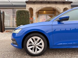Skoda Octavia Combi 2,0 TDI Style/1.BESITZ/RFK/ACC/SHA/SHZ/NAVI/MATRIX-LED/VIRTUAL-C./AMBIENTE
