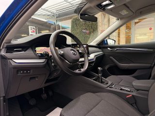 Skoda Octavia Combi 2,0 TDI Style/1.BESITZ/RFK/ACC/SHA/SHZ/NAVI/MATRIX-LED/VIRTUAL-C./AMBIENTE