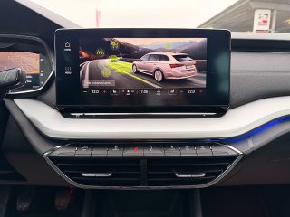 Skoda Octavia Combi 2,0 TDI Style/1.BESITZ/RFK/ACC/SHA/SHZ/NAVI/MATRIX-LED/VIRTUAL-C./AMBIENTE