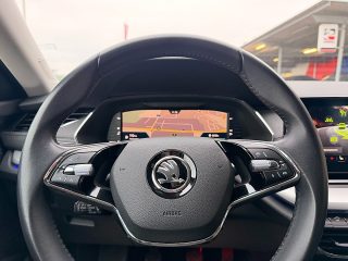 Skoda Octavia Combi 2,0 TDI Style/1.BESITZ/RFK/ACC/SHA/SHZ/NAVI/MATRIX-LED/VIRTUAL-C./AMBIENTE