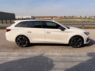 Cupra Leon SP Kombi Alpha 2.0 TDI DSG 150/AHK/RFK/TWA/ACC/SHZ/AMBIENTE/VIRTUAL-C./1.BESITZ