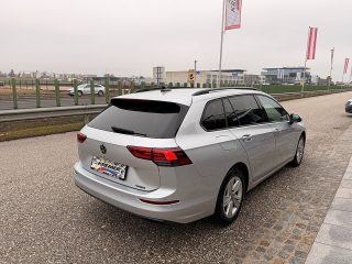 VW Golf Variant 2,0 TDI Life DSG 4MOTION/ZAHNRIEMEN & SERVICE NEU/VIRTUAL-C./SHA/SWA/ACC/TWA/RFK/SHZ/AMBIENTE