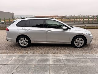 VW Golf Variant 2,0 TDI Life DSG 4MOTION/ZAHNRIEMEN & SERVICE NEU/VIRTUAL-C./SHA/SWA/ACC/TWA/RFK/SHZ/AMBIENTE