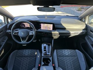 VW Golf Variant 2,0 TDI R-Line DSG/ACC/SHA/SWA/RFK/AMBIENTE/V.COCKPIT/1.BESITZ/MwSt.