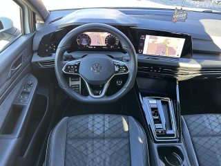 VW Golf Variant 2,0 TDI R-Line DSG/ACC/SHA/SWA/RFK/AMBIENTE/V.COCKPIT/1.BESITZ/MwSt.