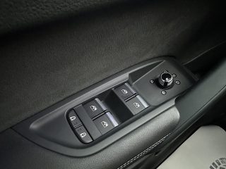 Audi Q5 40 TDI quattro S-line S-tronic/3xS-LINE/PANO/SHA/ACC/RFK/TWA/AMBIENTE/VIRTUAL-C./