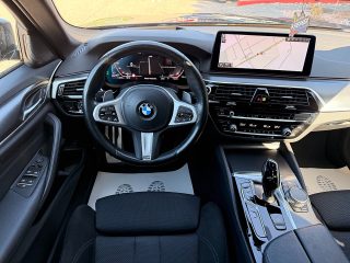 BMW 520d Touring Aut. LCI M-PAKET/H&K/PANO/360°/HUD/LED/SHA/TWA/AHK/AMBIENTE/1.BESITZ