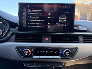Audi A4 Avant 40 TDI Quattro S-tronic/LEDER/VIRTUAL-C./ACC/AHK/HUD/RFK/SHA/SWA/TWA/SHZ/1.BESITZ