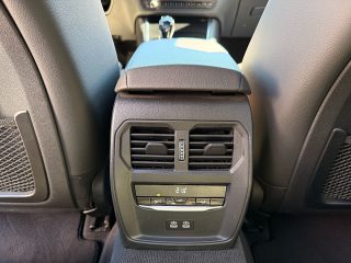 BMW 320d xDrive Sportline Individual Touring Aut./LASER/HUD/GESTIK/ACC/RFK/SHA/SWA/TWA/1.BESITZ