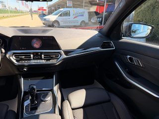 BMW 320d xDrive Sportline Individual Touring Aut./LASER/HUD/GESTIK/ACC/RFK/SHA/SWA/TWA/1.BESITZ