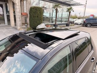 VW Golf 7 Highline 2,0 TDI 4Motion/*R-LOOK*/PANO/ACC/TWA/SHA/LEDER/RFK/LED/SHZ/DYNAUDIO/H&R