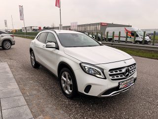 Mercedes-Benz GLA 200 d Austria Edition/LED/SPORTSITZE/RFK/SHZ/TEMPOMAT/NAVI/KEYLESS