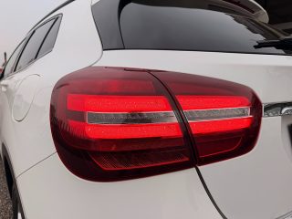 Mercedes-Benz GLA 200 d Austria Edition/LED/SPORTSITZE/RFK/SHZ/TEMPOMAT/NAVI/KEYLESS