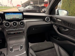 Mercedes-Benz GLC 220 d Coupé 4MATIC AMG-LINE/VIRTUAL-C./HUD/TWA/ACC/RFK/SHZ/SHD/AMBIENTE/LED